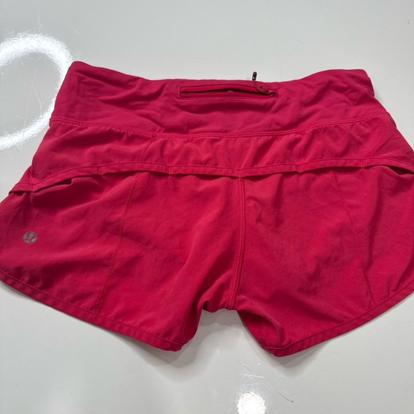 Lululemon Athletica Fuschia Active Mini Shorts Sz 4 A010126 - Picture 4 of 6